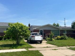 7850 Terri Dr, Westland, MI 48185