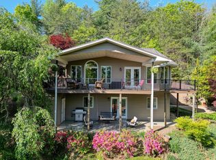 5940 Jackson Ln, Young Harris, GA 30582