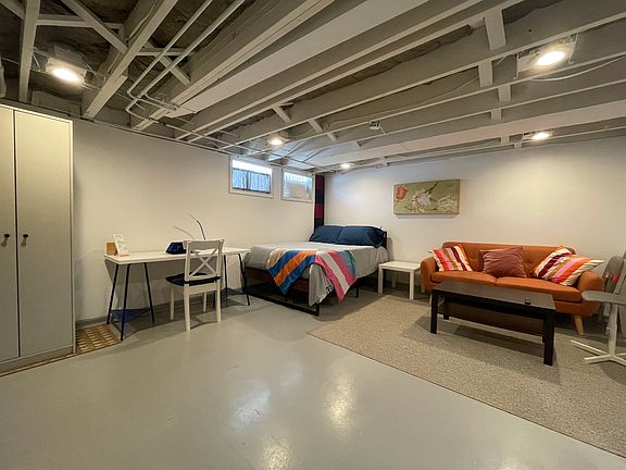 Living/Bedroom