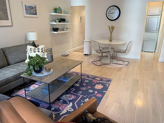 4th image of 216 W 78th St APT 4A