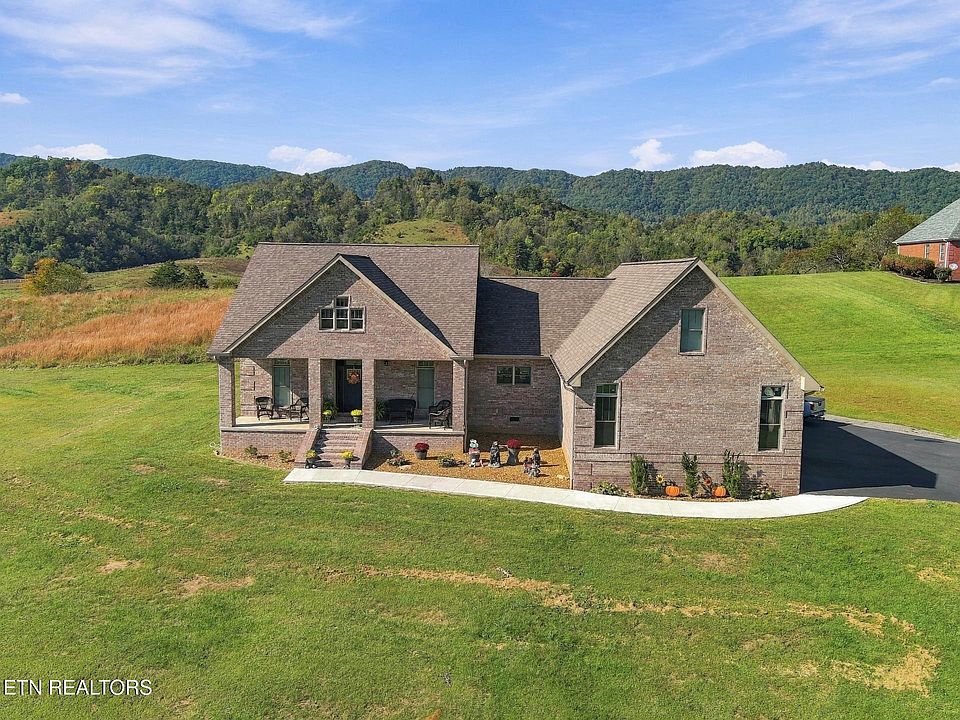 1st image of 115 Starling Ln