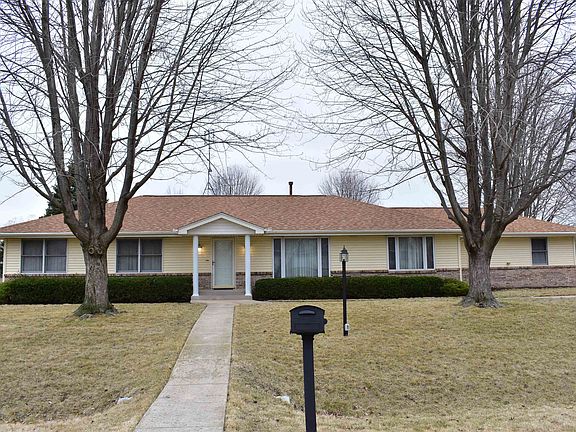 2nd image of 8405 Centaur Dr