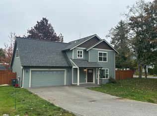 8348 Pheasant Dr, Blaine, WA 98230