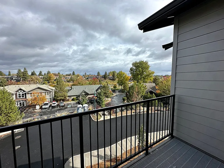 Bradbury Pointe Apartments — Photo 7