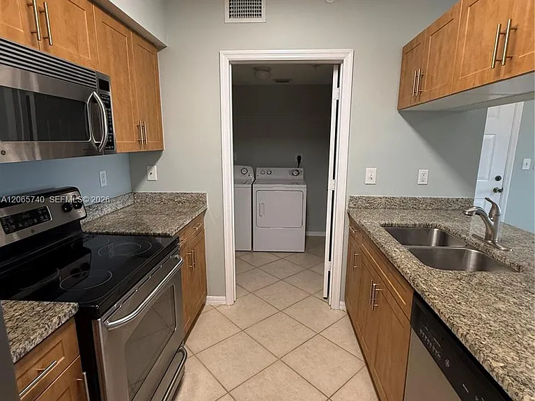 6482 Emerald Dunes Dr #303 — Photo 6