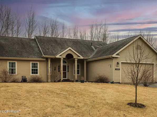 2263 N Kelso Ln, Palmer, AK 99645
