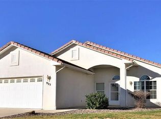 925 Maplecrest Dr, Pueblo, CO 81005