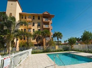 1800 Jackson St #403, Hollywood, FL 33020