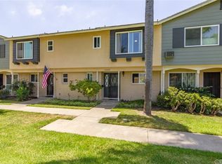 17246 Nisson Rd APT B, Tustin, CA 92780