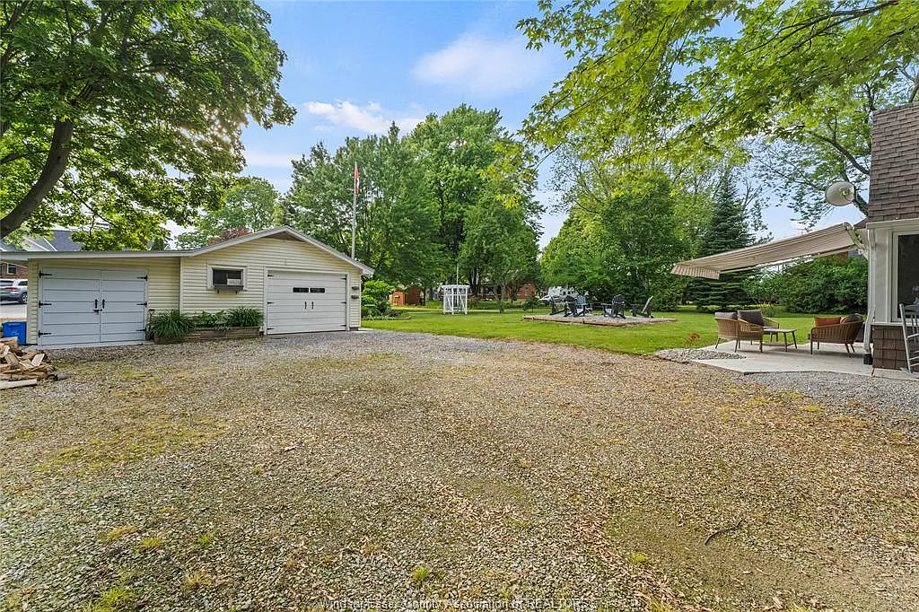 2 bed, $2,550 — Photo 3