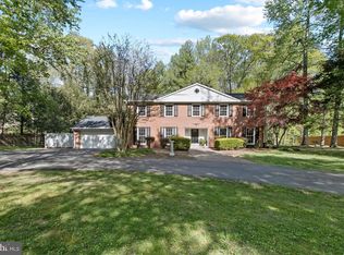 8731 Mitchell Rd, La Plata, MD 20646