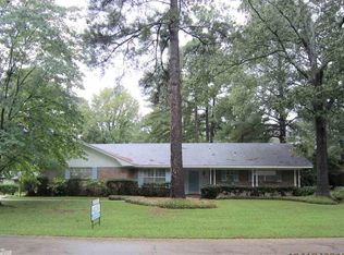135 Pinecrest Dr, Monticello, AR 71655