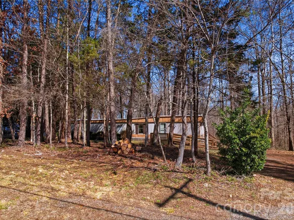 3354 Wilkesboro Hwy #2, Statesville, NC 28625