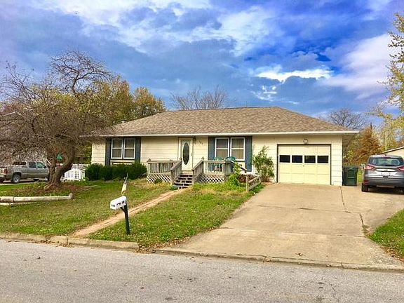 2nd image of 509 Canterbury Dr