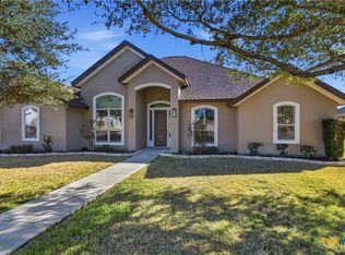 647 Oak Creek Pkwy, Seguin, TX 78155