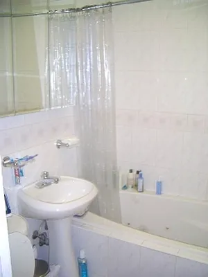 Rented by City Connections Realty | media 44