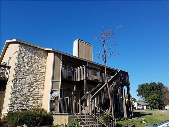 2nd image of 408 Lake Creek Cir #414