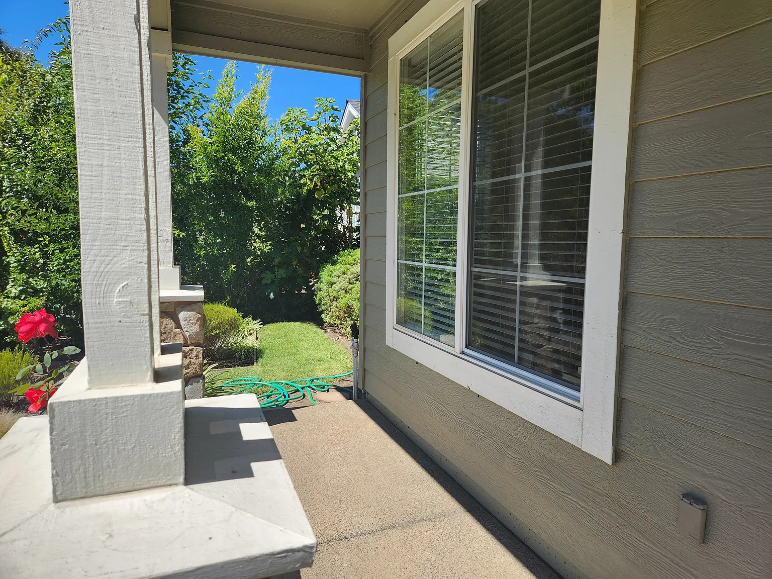 3 bed, 2.5 bath, 1591 sqft, $3,450 — Photo 3
