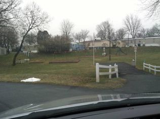 110 Park Ln, Lititz, PA 17543