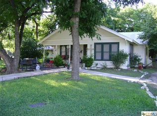 921 Sycamore St, San Marcos, TX 78666
