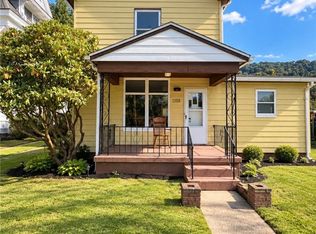 1108 Ridge Ave, New Cumberland, WV 26047