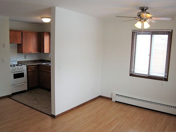 2nd image of 2633 Pleasant Ave #0