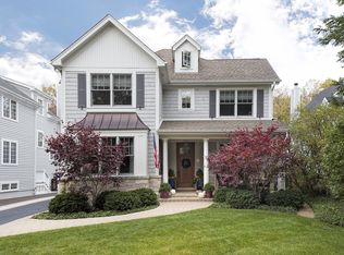 893 Oak St, Winnetka, IL 60093