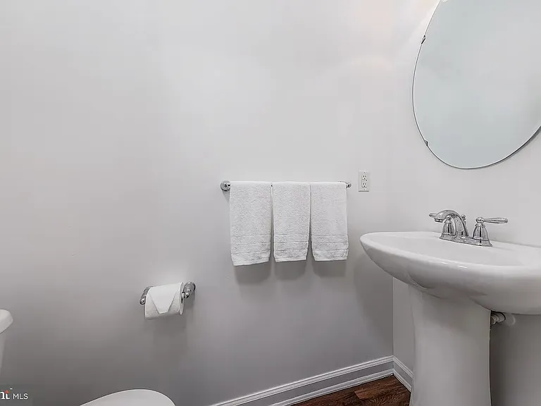 372 Concetta Dr — Photo 9
