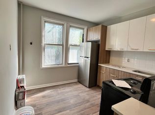 222 Dwight St #3, Jersey City, NJ 07305