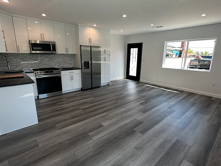 10623 Pawnee St — Photo 5