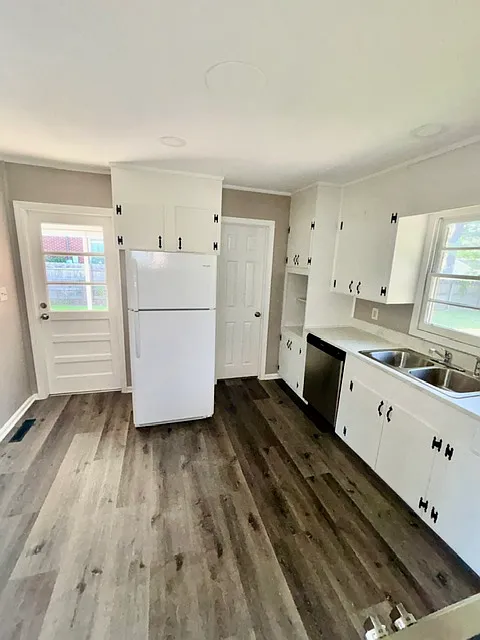 3 bed, 1745 sqft, $1,875 — Photo 4