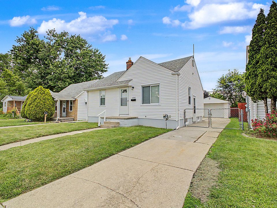 17727 Lowell St, photo 2