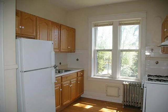 25 Hammersley Ave #12