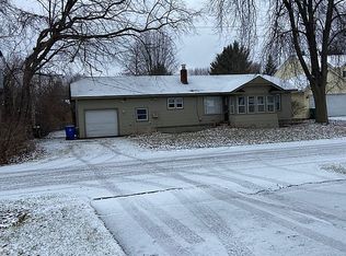 468 Morningside Dr, Waterford, MI 48327