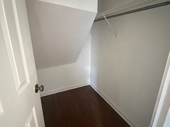 4th image of 1036 N Marshfield Ave APT 1R