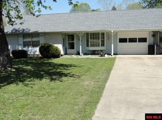 1203 Meadowbrook Dr, Mountain Home, AR 72653