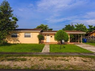 17832 NW 81st Ct, Hialeah, FL 33015
