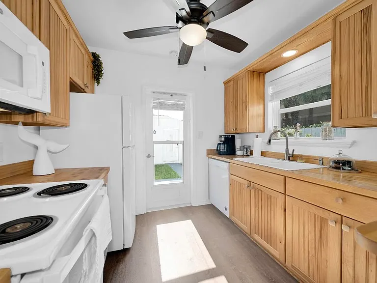 2317 N Ocean Blvd E #2319 — Photo 3