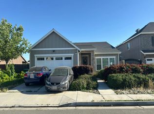 9109 Woodbrook Dr, Shafter, CA 93263
