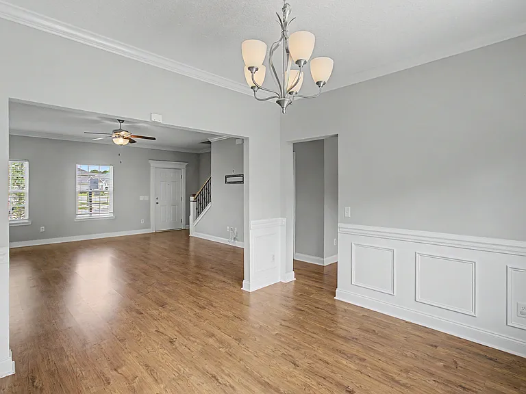 245 Alcott Cir — Photo 8