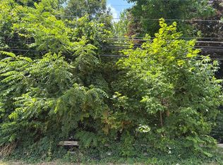354 Riverside Dr, Painesville, OH 44077