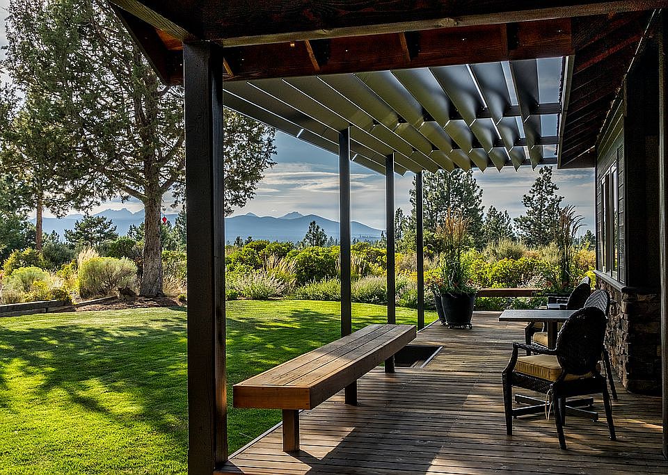 Side yard with new pergola 