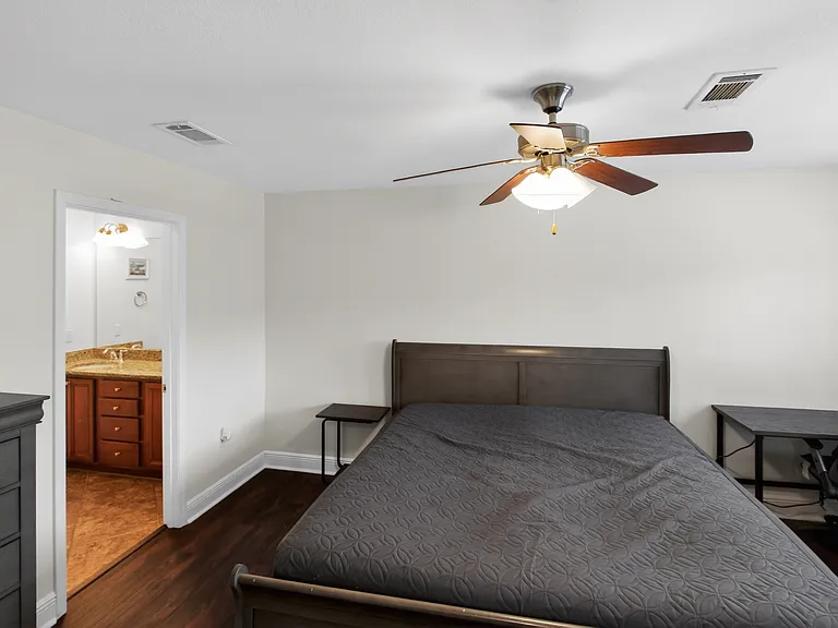 2121 Wilsons Plover Cir — Photo 15
