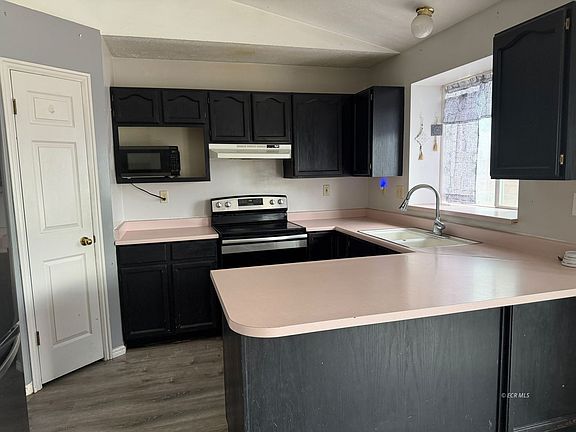 5th image of 124 Forest Ln