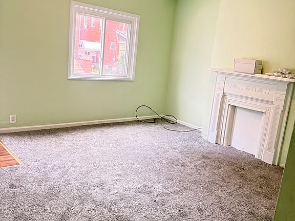 3rd image of 5220 Holmes St #B
