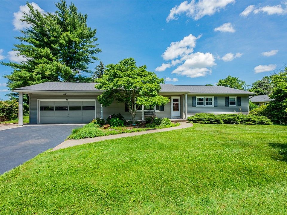 1st image of 40 Rolling Hill Dr