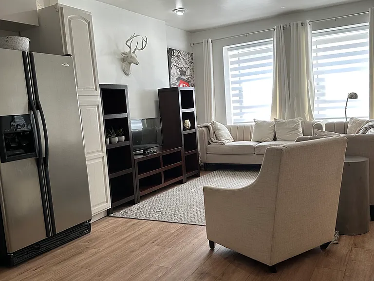 625 S Loomis St #1 — Photo 9