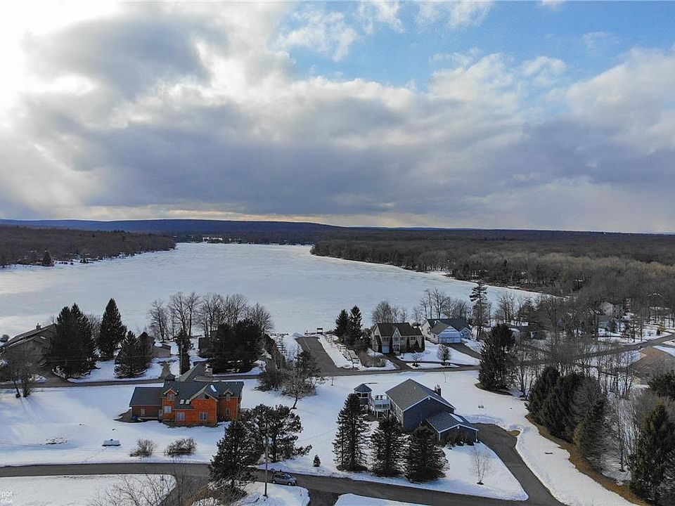 2nd image of 226 Behrens Rd