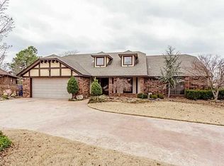 10500 Ramsgate Ct, Fort Smith, AR 72908