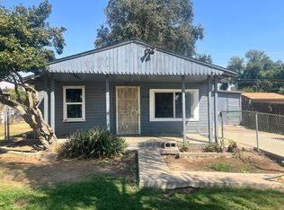 460 S Shasta Ave, Farmersville, CA